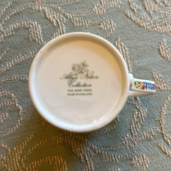 Allyn Nelson Fine Bone China Cottage and Floral Tea Cup - Picture 5 of 5